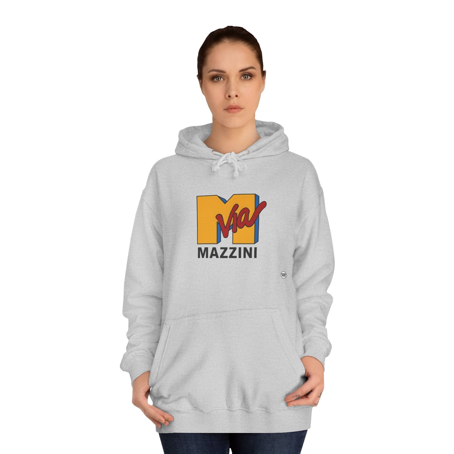 Felpa “Via Mazzini” – Comfort Universitario con Stile Bolognese
